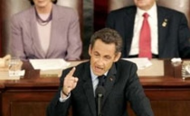 Sarkozy përforcon miqësinë me SHBA-në