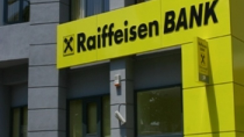 Raiffeisen International, profiti pas tatimit 216 milionë euro