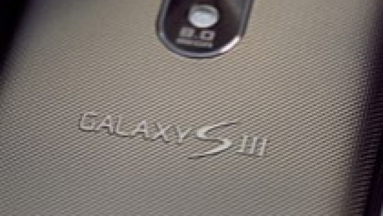 Samsung Galaxy S III me procesor dual-core 2GHz?