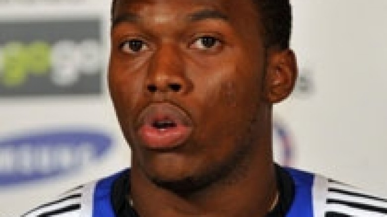 Ballack lavdëron Sturridge