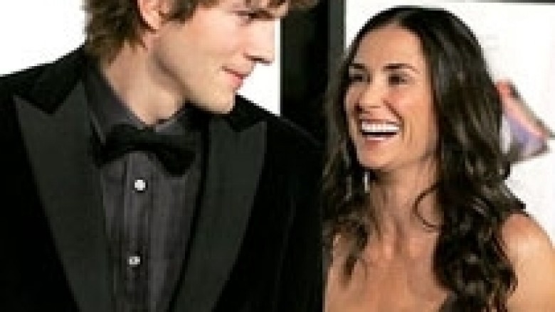 Ashton Kutcher në pushime me Mila Kunis