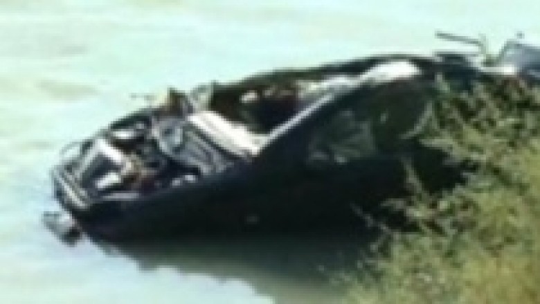 Bie makina në lumin Drin, dy kushërinj të humbur