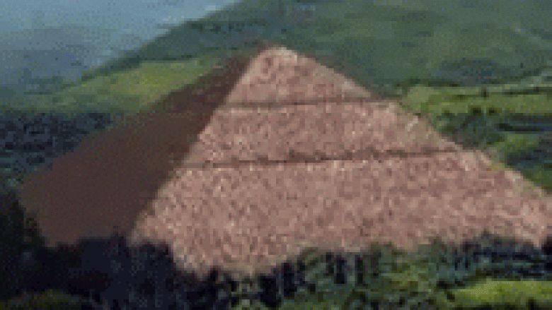Piramida e parë dhe më e madhe në botë ishte ilire?