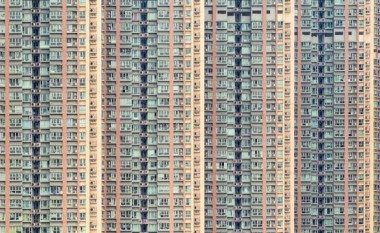 Fotografi interesante të rrokaqiejve të “ngjitur” në Hong Kong (Foto)