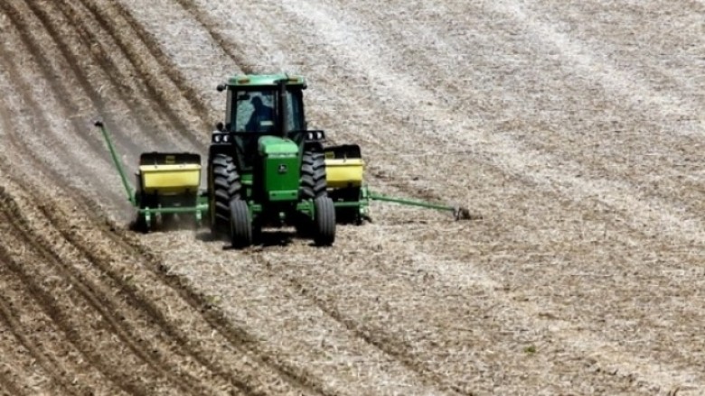 Qindra bujq nuk kanë mundur të aplikojnë për subvencione – kërkojnë shtyrjen e afatit për 10 ditë