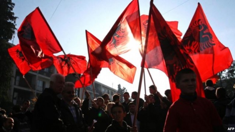 Gjërat që s’i keni ditur për kryeministrat e Shqipërisë: Një e treta të dënuar me vdekje, shtatë të vrarë, tre të dënuar me burg