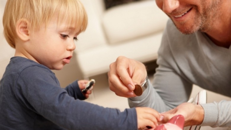 Gjenet nuk ju bëjnë të pasur, por ambienti familjar ndikon