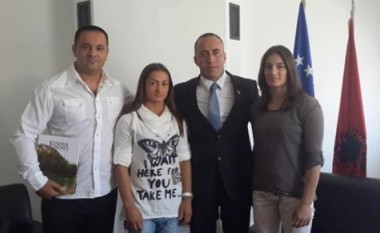 Haradinaj përgëzon Majlindën për medaljen e artë