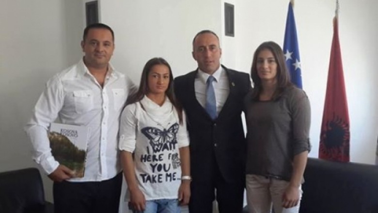 Haradinaj përgëzon Majlindën për medaljen e artë