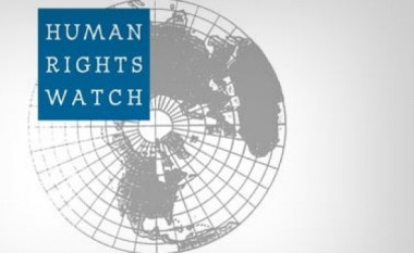 HRW për Kosovën: Përparim i ngadalshëm në mbrojtjen e të drejtave të njeriut