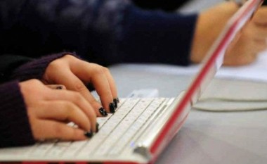 Maqedoni: Mbi 50 përqind e qytetarëve internetin e përdorin për lajme, vetëm 9 përqind për të kërkuar punë