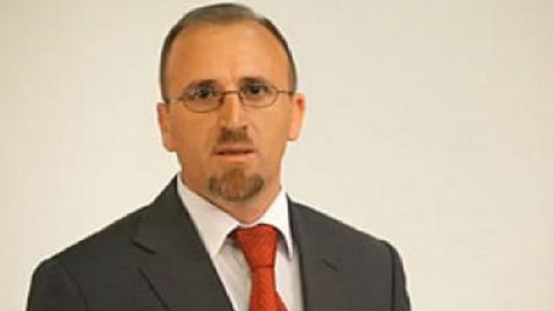 Izet Zeqiri: Gruevski nuk e meriton epitetin e liderit