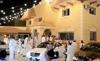 Ja si festohet dasma në Arabinë Saudite (Video)