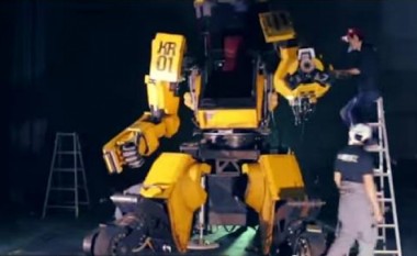 Japonezët pranojnë sfidën e amerikanëve: Ja çfarë roboti kanë prodhuar ata (Video)