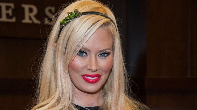 Jenna Jameson returns to pornography "to feed the children" - Telegraph - Telegraph