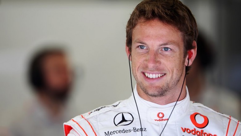 Jenson Button, hajdutët e vjedhin në shtëpi derisa ai flinte