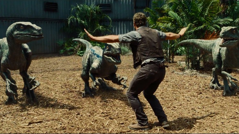 “Jurassic World” vazhdon të jetë më i shikuari (Video)