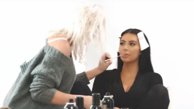 Këshilla e Kim Kardashijanit: Si t’i bëni buzët më të plota për vetëm 30 sekonda? (Video)