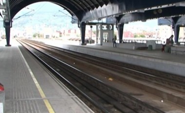 Bojkot në “Hekurudhat e Maqedonisë”, kërkojnë rritje të pagave