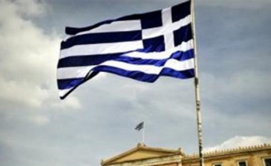 Greqia këmbëngul në ndryshimin e Kushtetutës së Maqedonisë