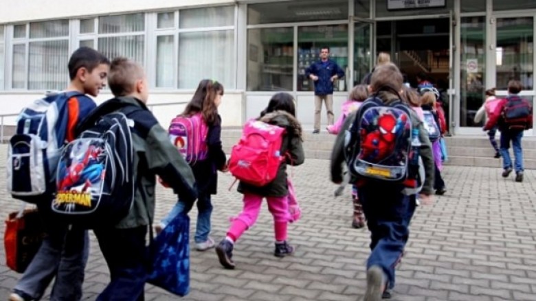 Kosova ka 1,046 shkolla fillore dhe të mesme, në 13,033 paralele me 280,823 nxënës