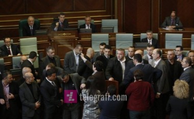 A do të kthehet normaliteti në Kuvendin e Kosovës? Përgjigjen Pozita dhe Opozita!