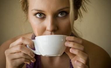 Kafeina jua rritë shqetësimet dhe stresin