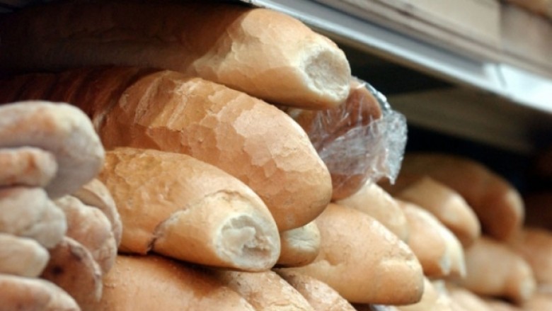 Maqedoni: Qeveria vlerëson se nuk ka hapësirë për shtrenjtimit e bukës