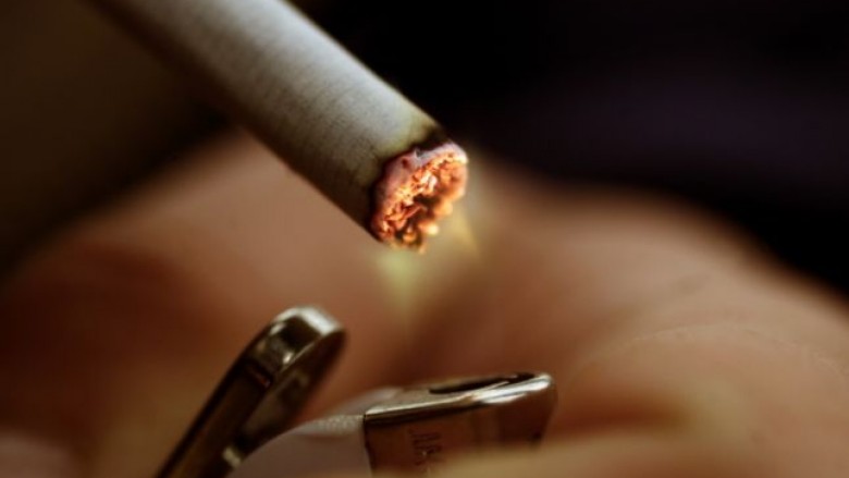 Përdorim masiv i duhanit në objektet e mbyllura në Maqedoni