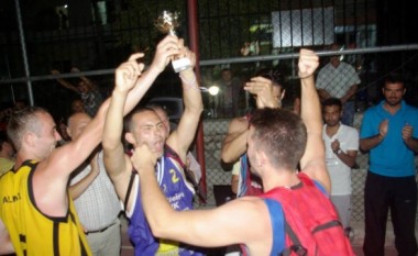 “Fox Marble” nga Prishtina triumfon në Streetball Saranda 2014