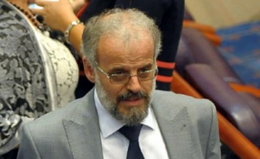Xhaferi procedoi kërkesat për çështjen e kryetarëve të komunave deri te deputetët e Kuvendit të Maqedonisë