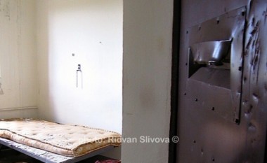 Masakra e Dubravës (3): Krim institucional i Serbisë (Foto/Video, +18)