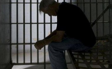 ​Gjakovë: 34 vjet burgim ndaj 14 të akuzuarve për kontrabandim me migrantë