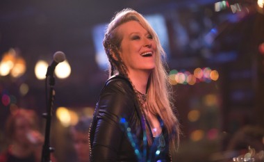 Meryl Streep, një rokere e vërtetë (Video)