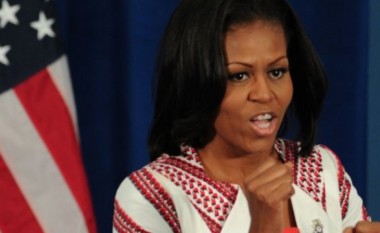 Çdo vajzë duhet ta dëgjojë atë çfarë thotë Michelle Obama për edukimin e vajzave të reja (Video)