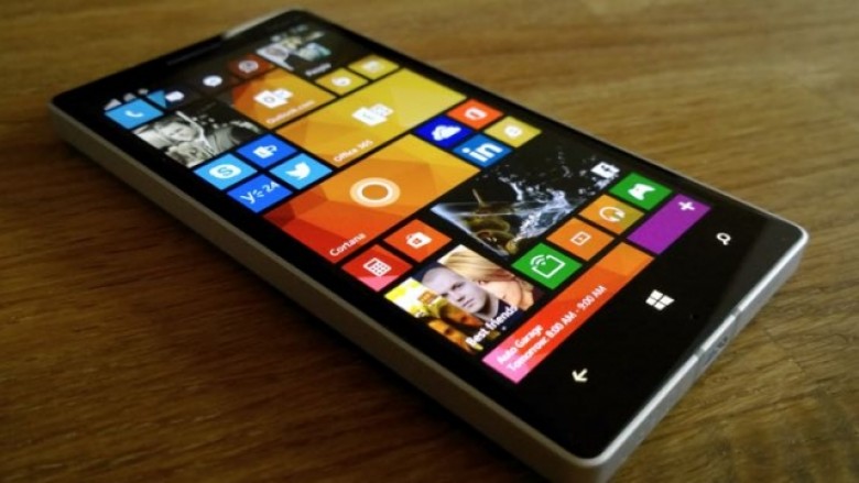 Microsoft Lumia 940 XL pritet të jetë “bisha” e Windows!