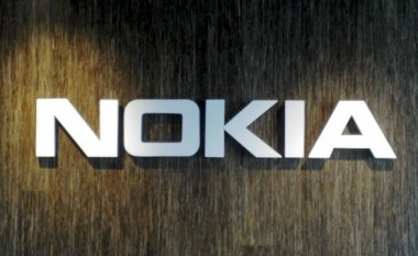 Moneypenny dhe Goldfinger, modelet e reja nga Nokia