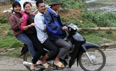 Shteti i motoçikletave: Ja çfarë bartin ato në Vietnam (Foto)