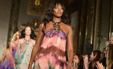 Naomi Campbell, e frikësuar:  Sfilatë për të luftuar ebolan