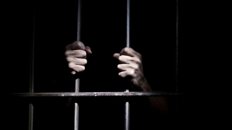 Një muaj paraburgim për të dyshuarin në Gjilan për posedim të substancave narkotike