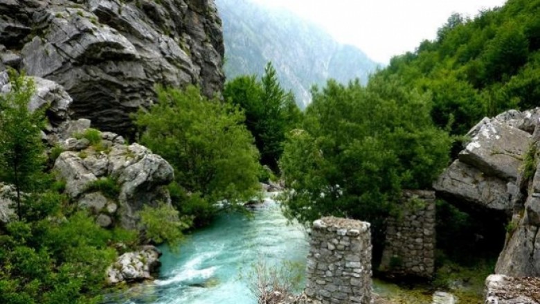 Njihuni me amerikanen që nuk i braktisë malet e Shqipërisë (Foto)