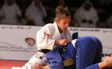 Nora Gjakova arrin në finale, pejania i siguron një medalje Kosovës