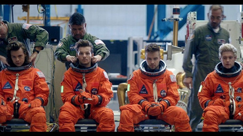 One Direction pa Zayn Malik, klip të jashtëzakonshëm me “NASA”-n (Video)