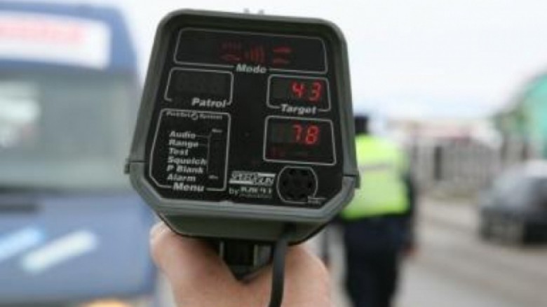 Policia e Kosovës brenda 24-orëve shqipton 1,048 tiketa trafiku