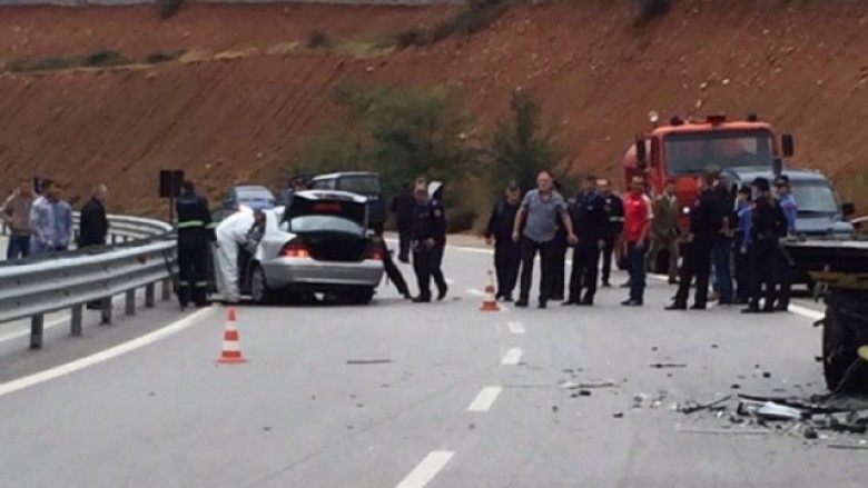 Përgjaket Rruga e Kombit: Tre të vdekur pranë Kukësit (Foto)