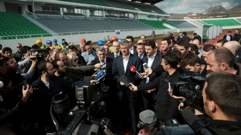 Përurohet Stadiumi Olimpik “Adem Jashari”