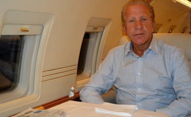 Pacolli me aeroplan, për Elbasan (Foto)