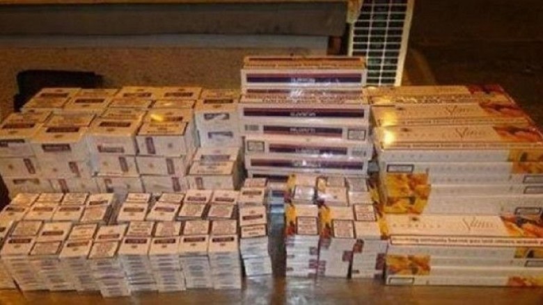 Vjedh pako të cigareve në vlerë 600 euro, arrestohet i dyshuari nga Mitrovica