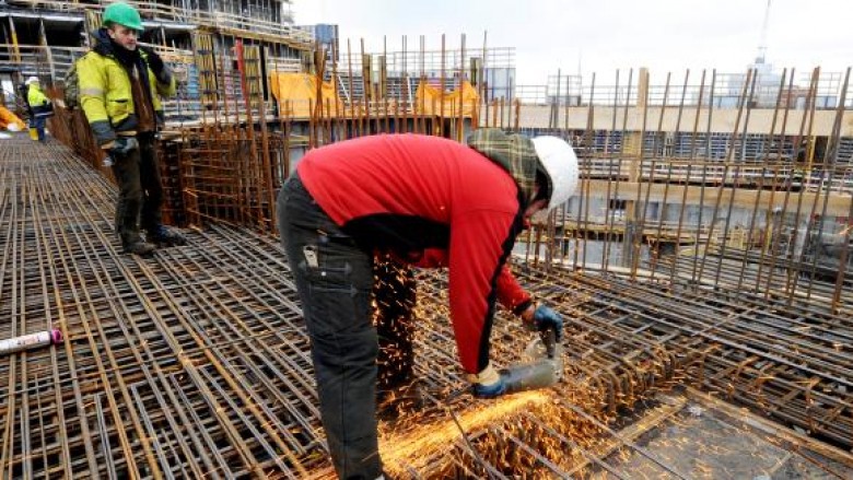 Punonjësit e ndërtimtarisë kërkojnë procedura të lehtësuara për leje për ndërtim në Maqedoni