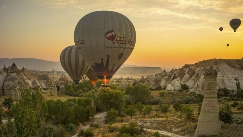 Qindra balona në qiellin e Turqisë (Foto)